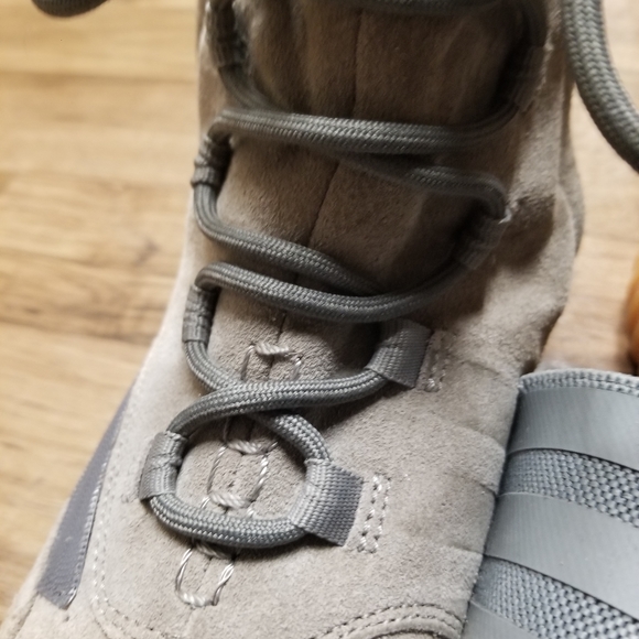 ADIDAS YEEZY BOOST 750 Light Grey/Gum SIZE 12 - Picture 6 of 12